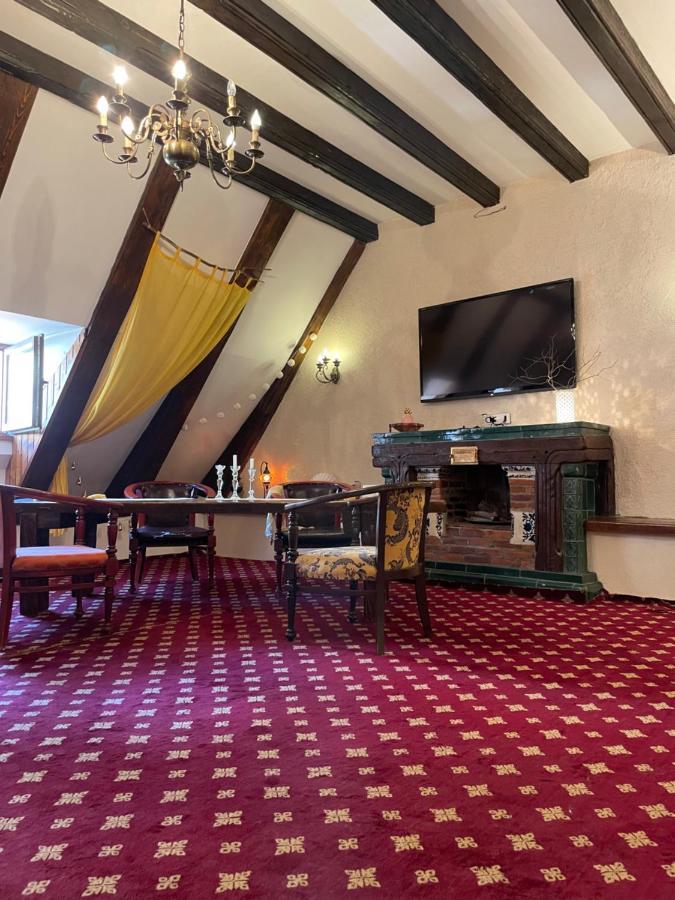 Apartament The Attic Braszów Zewnętrze zdjęcie